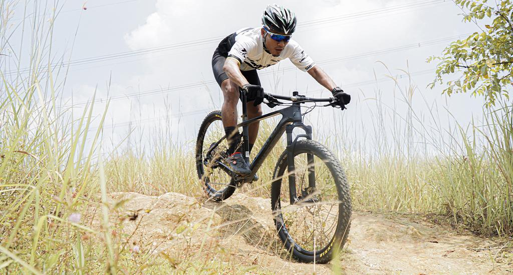 Miniatura Bicicleta Kyross 2.1 Aro 27.5 -